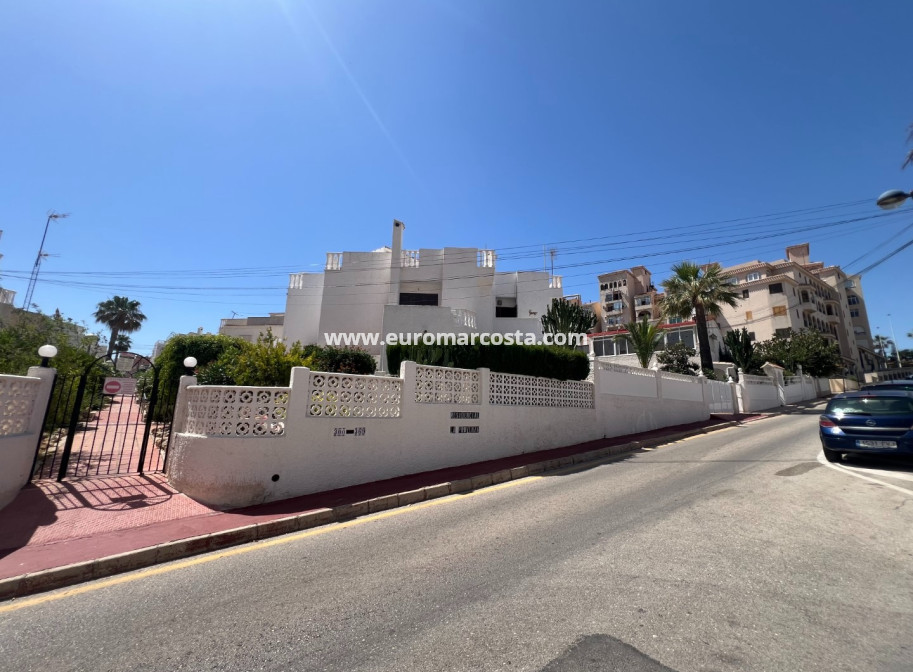 Objekte zum Wiederverkauf - Bungalow Planta Baja - Torrevieja - PLAYA DE LA MATA