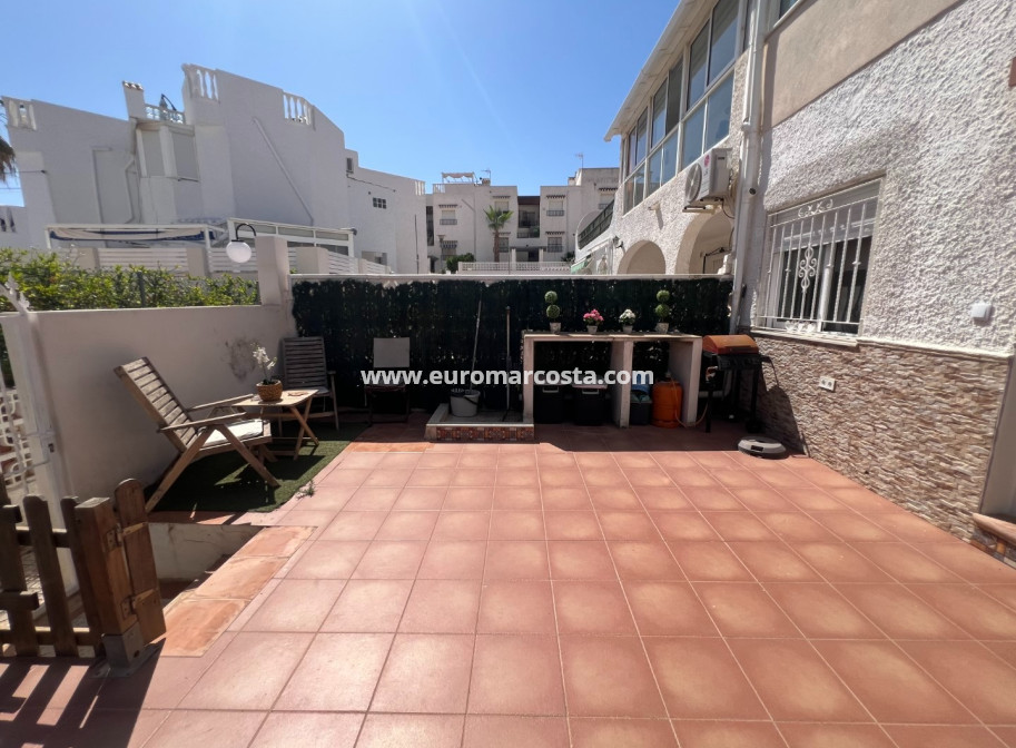 Objekte zum Wiederverkauf - Bungalow Planta Baja - Torrevieja - PLAYA DE LA MATA