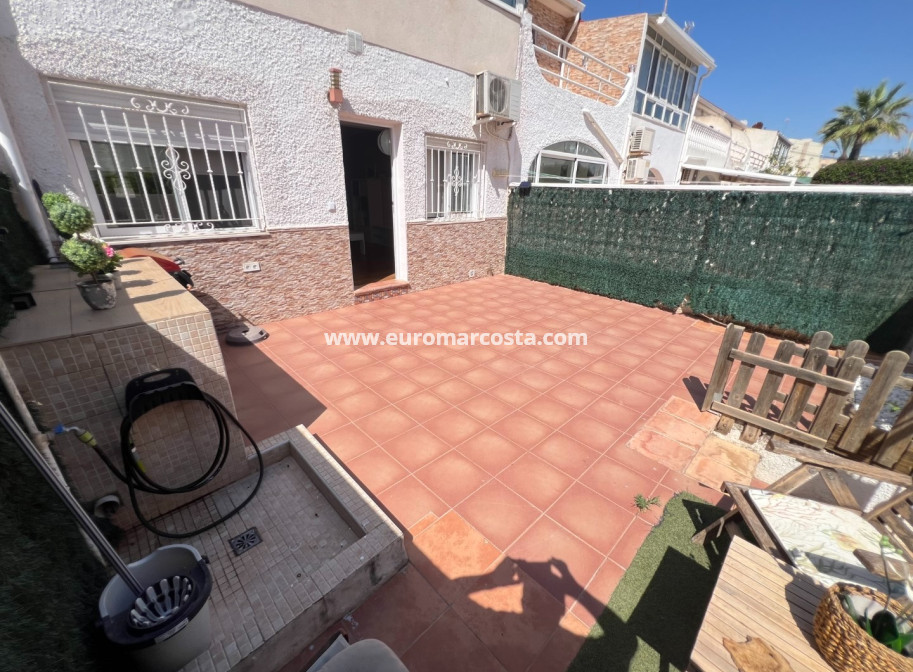 Objekte zum Wiederverkauf - Bungalow Planta Baja - Torrevieja - PLAYA DE LA MATA