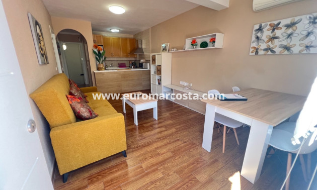 Objekte zum Wiederverkauf - Bungalow Planta Baja - Torrevieja - PLAYA DE LA MATA