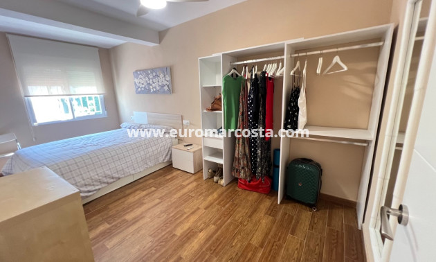 Objekte zum Wiederverkauf - Bungalow Planta Baja - Torrevieja - PLAYA DE LA MATA