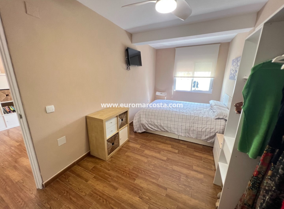 Objekte zum Wiederverkauf - Bungalow Planta Baja - Torrevieja - PLAYA DE LA MATA