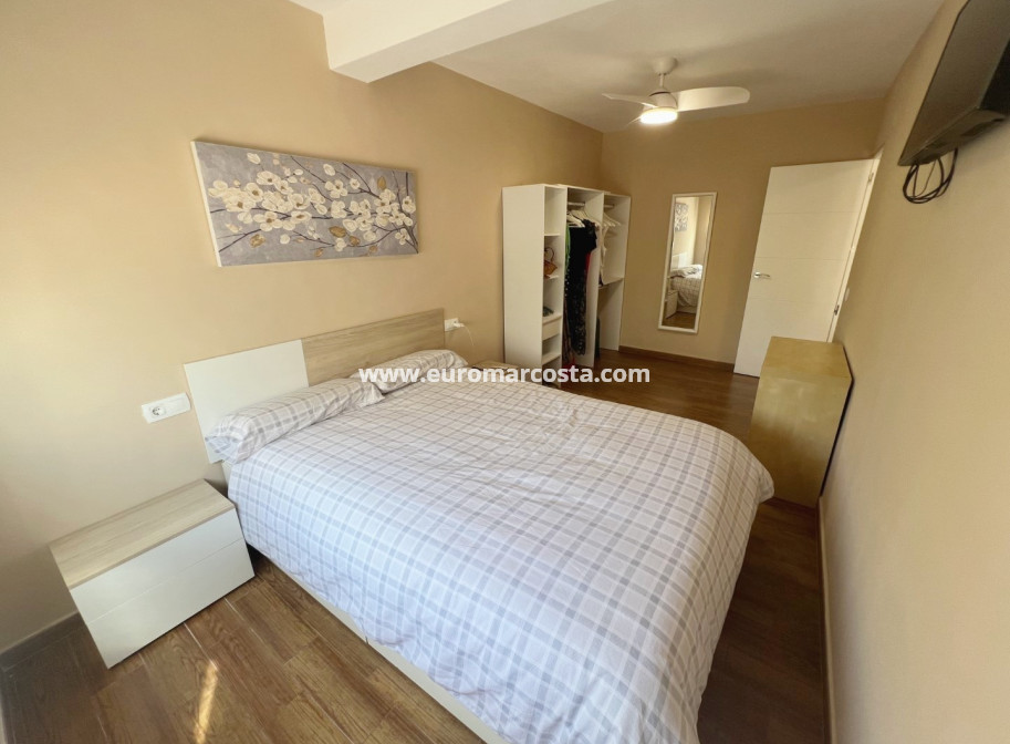 Objekte zum Wiederverkauf - Bungalow Planta Baja - Torrevieja - PLAYA DE LA MATA