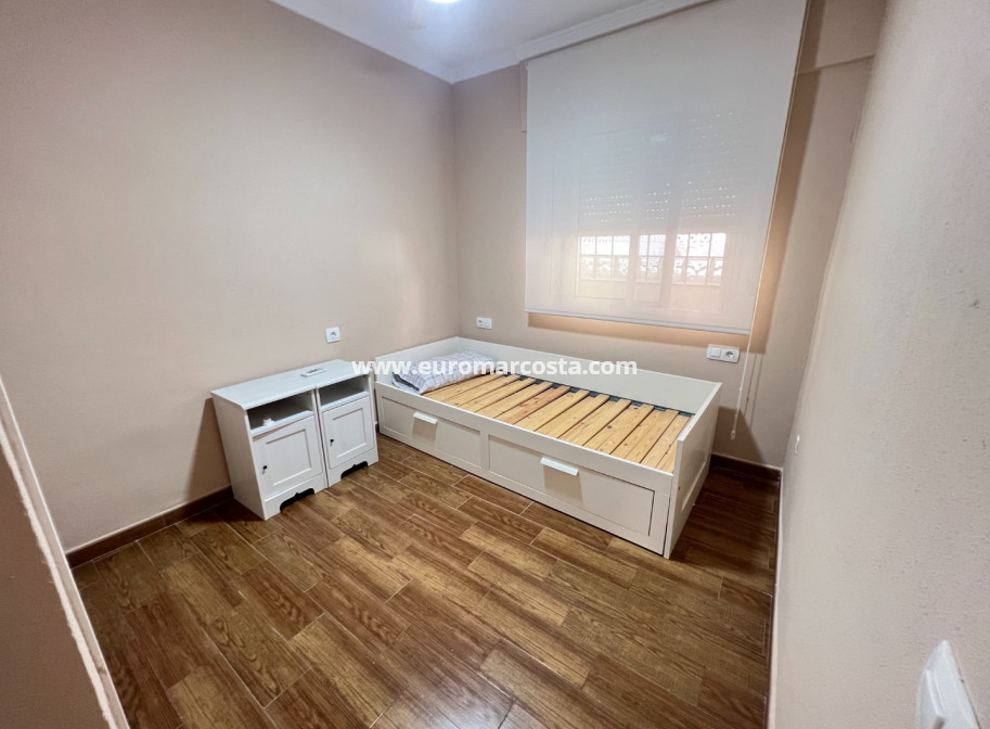 Objekte zum Wiederverkauf - Bungalow Planta Baja - Torrevieja - PLAYA DE LA MATA