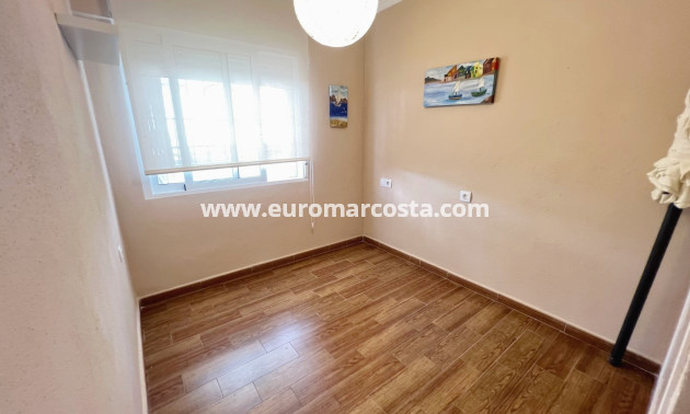 Objekte zum Wiederverkauf - Bungalow Planta Baja - Torrevieja - PLAYA DE LA MATA