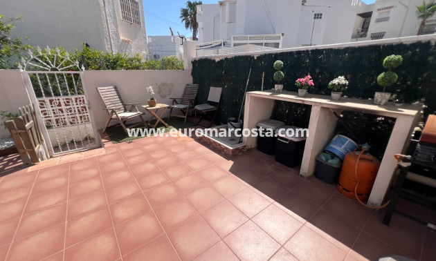 Objekte zum Wiederverkauf - Bungalow Planta Baja - Torrevieja - PLAYA DE LA MATA