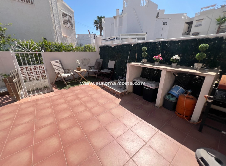 Objekte zum Wiederverkauf - Bungalow Planta Baja - Torrevieja - PLAYA DE LA MATA