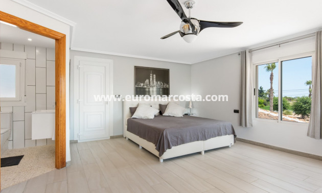 Sale - Country house - Catral