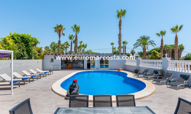 Sale - Country house - Catral