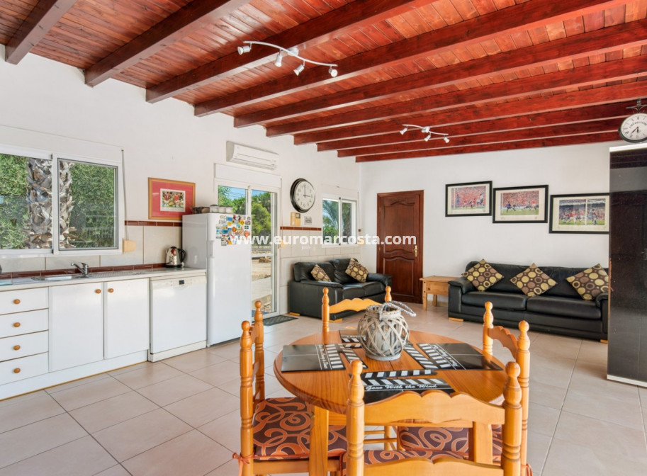 Sale - Country house - Catral