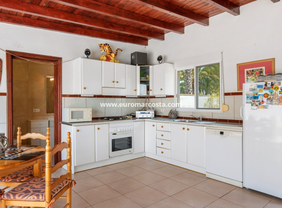 Sale - Country house - Catral