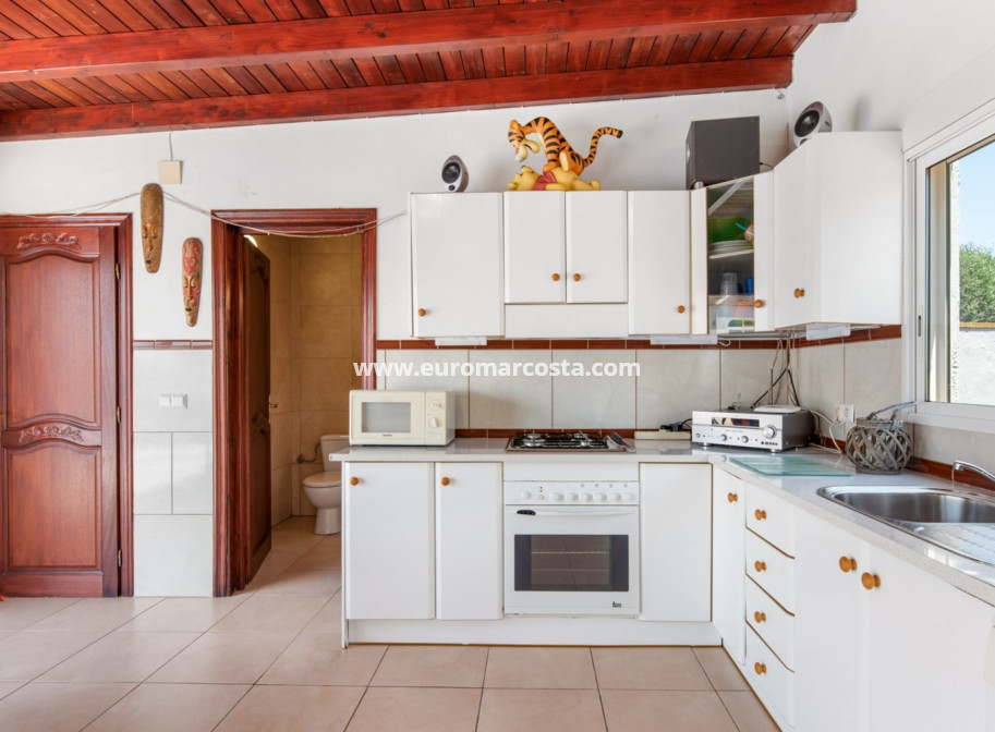 Sale - Country house - Catral