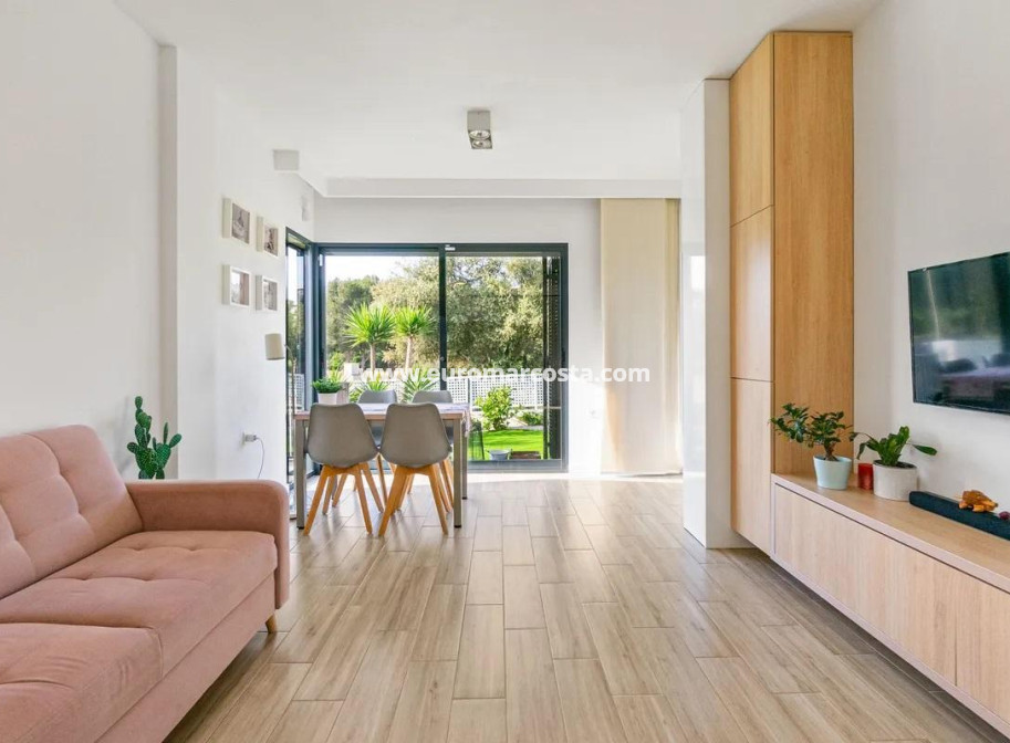 Venta - Chalet - Orihuela Costa