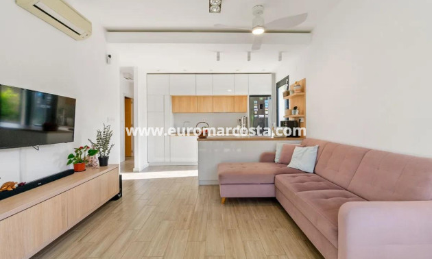 Venta - Chalet - Orihuela Costa