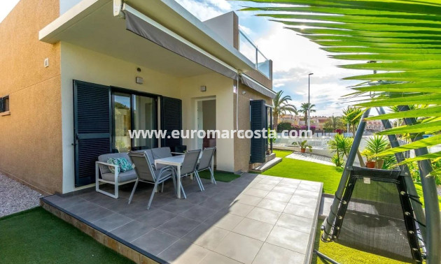Venta - Chalet - Orihuela Costa