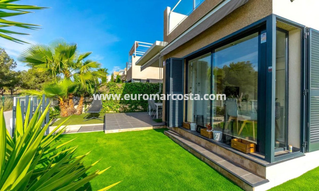Venta - Chalet - Orihuela Costa