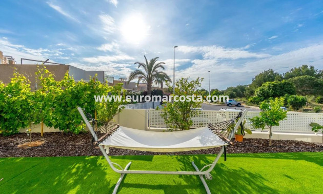 Venta - Chalet - Orihuela Costa