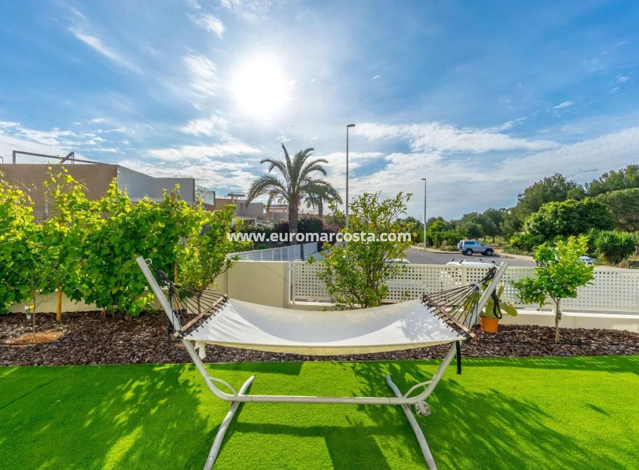 Venta - Chalet - Orihuela Costa