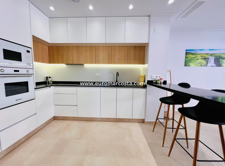 Venta - Apartamento / piso - Guardamar del Segura - Puerto Deportivo