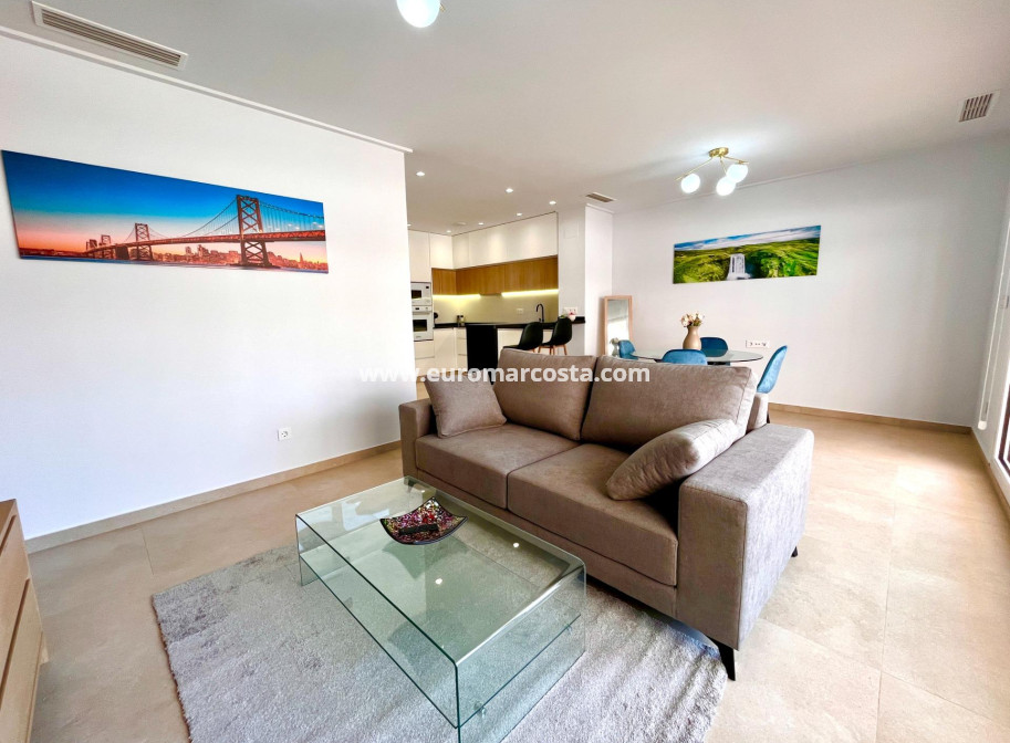 Venta - Apartamento / piso - Guardamar del Segura - Puerto Deportivo