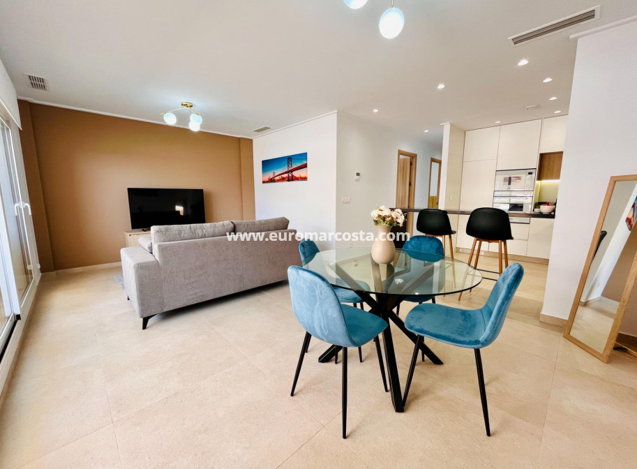Venta - Apartamento / piso - Guardamar del Segura - Puerto Deportivo