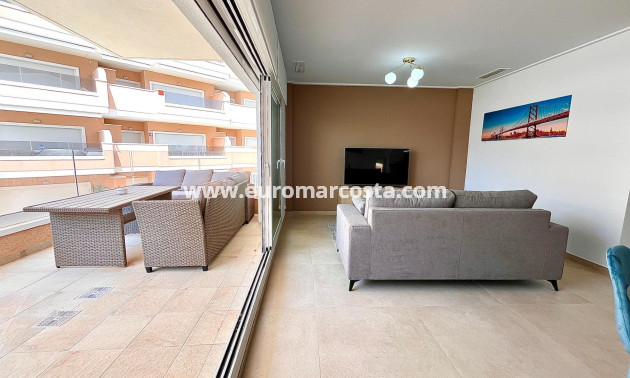 Venta - Apartamento / piso - Guardamar del Segura - Puerto Deportivo