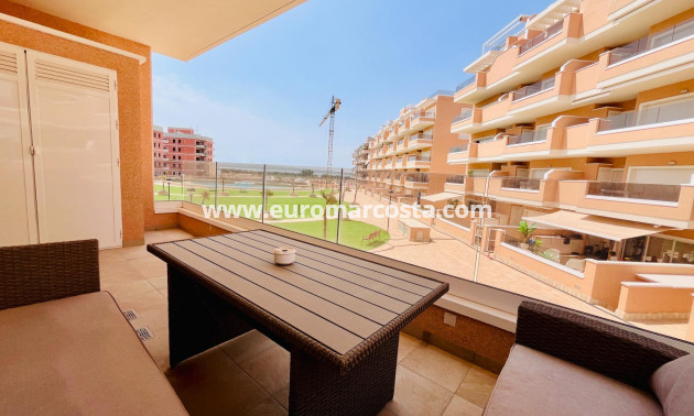 Venta - Apartamento / piso - Guardamar del Segura - Puerto Deportivo