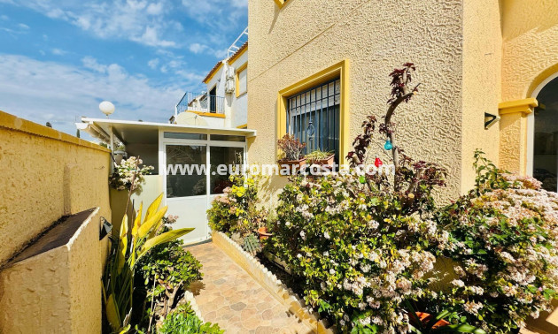Sale - Villa - Orihuela Costa - Los Almendros-La Florida