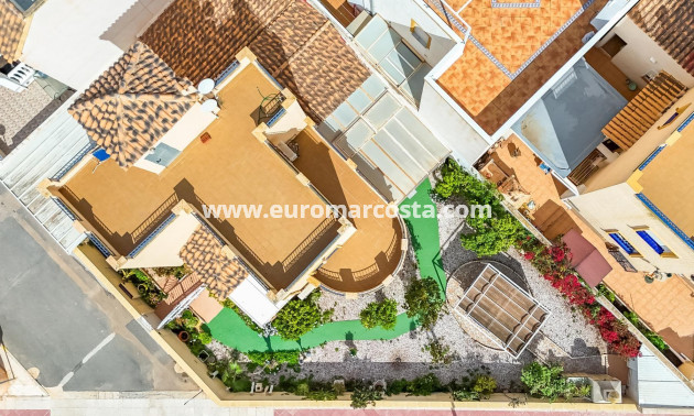 Sale - Villa - Orihuela Costa - Los Almendros-La Florida