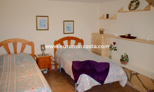 Venta - Casa de campo - Torrevieja - TORREVIEJA