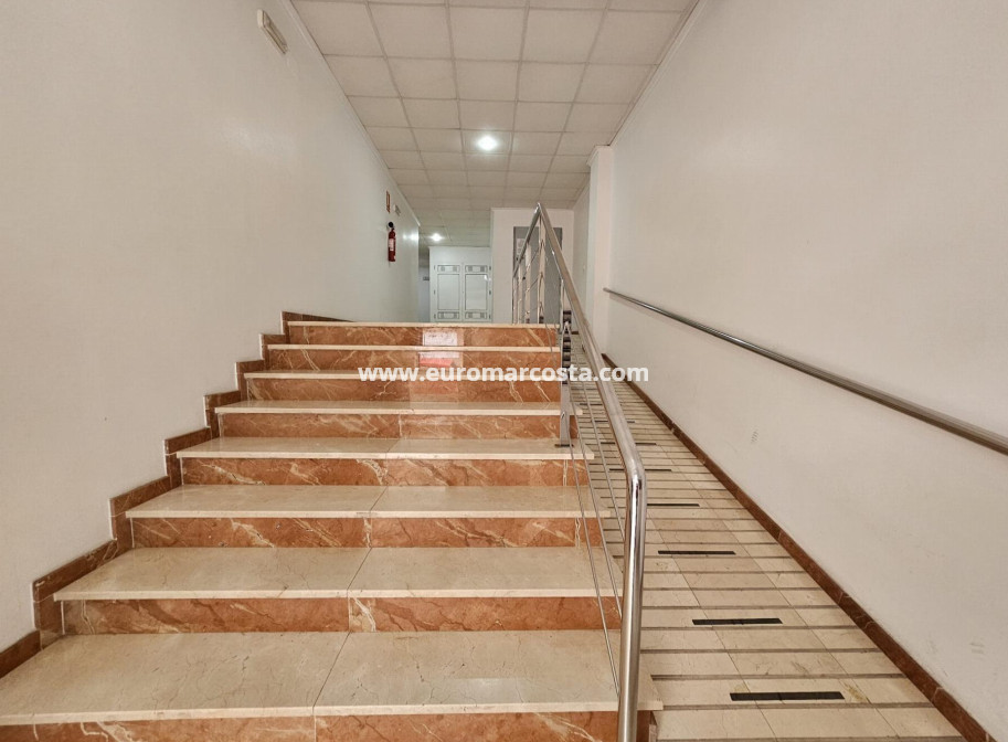 Objekte zum Wiederverkauf - Wohnung - Torrevieja - TORREVIEJA