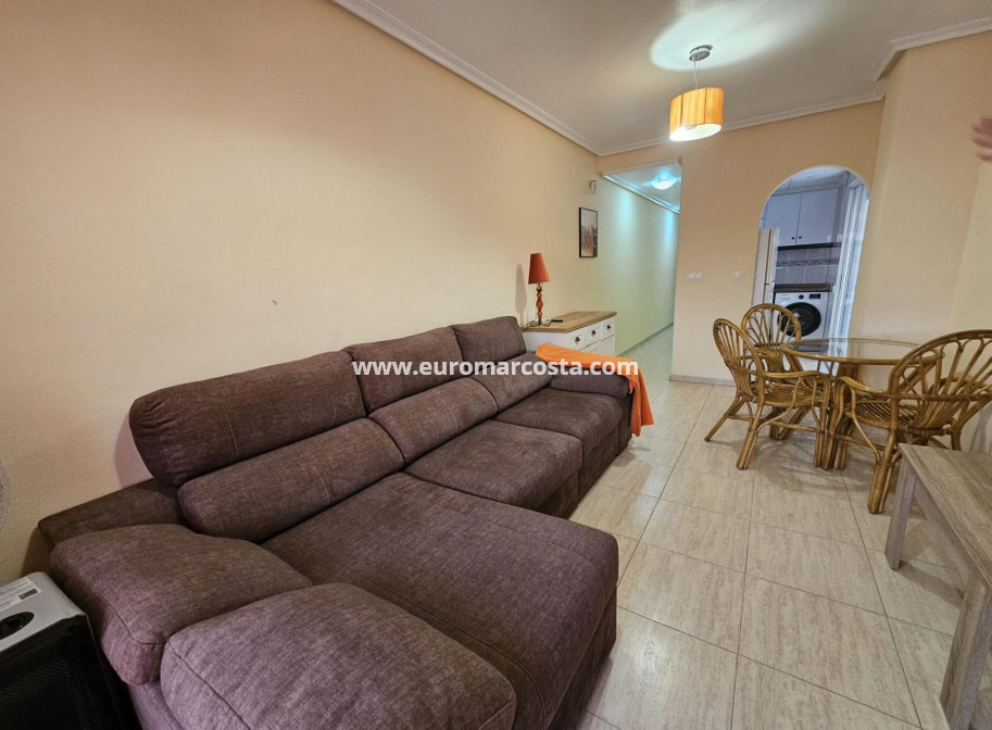 Objekte zum Wiederverkauf - Wohnung - Torrevieja - TORREVIEJA