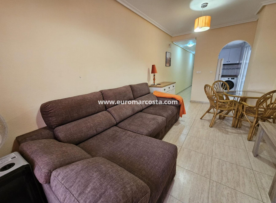 Objekte zum Wiederverkauf - Wohnung - Torrevieja - TORREVIEJA