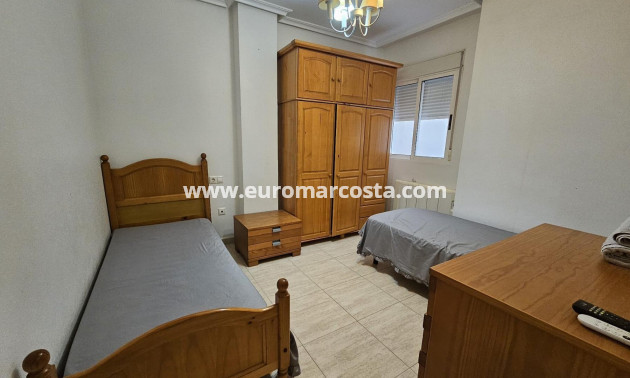 Objekte zum Wiederverkauf - Wohnung - Torrevieja - TORREVIEJA
