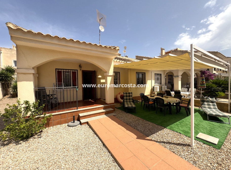 Venta - Villa - Guardamar del Segura