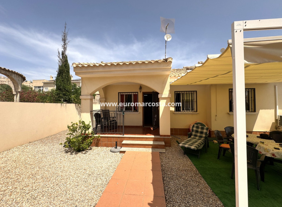 Venta - Villa - Guardamar del Segura