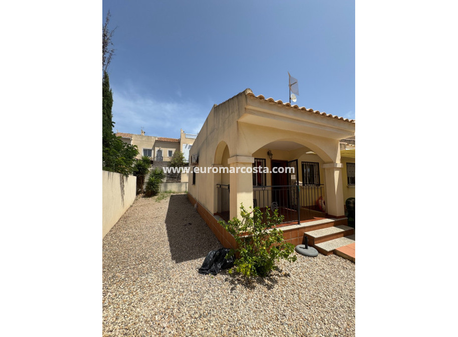 Venta - Villa - Guardamar del Segura