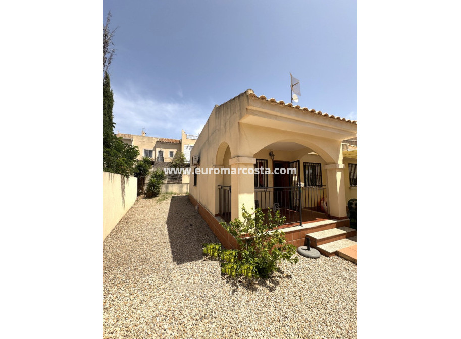 Venta - Villa - Guardamar del Segura