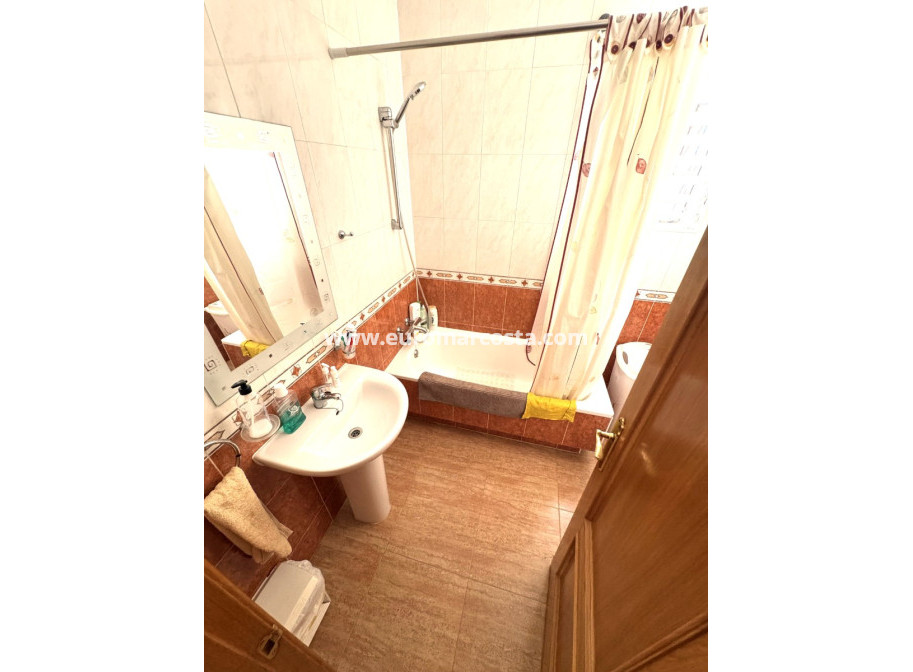 Venta - Villa - Guardamar del Segura
