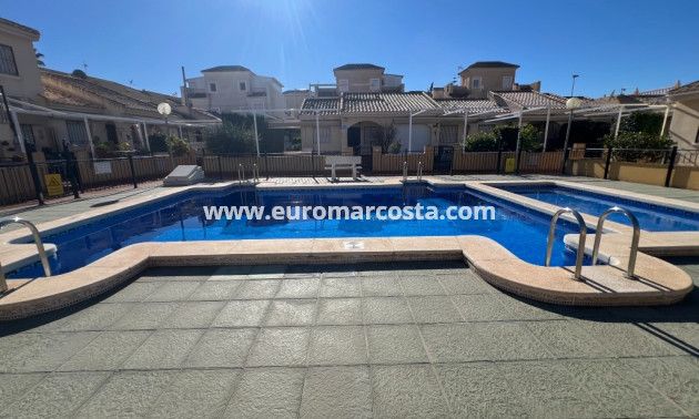 Venta - Villa - Guardamar del Segura