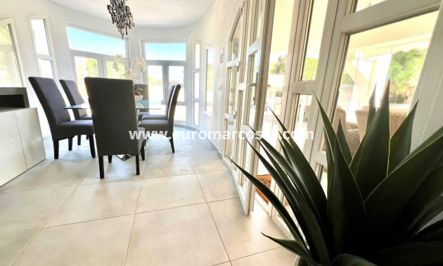 Objekte zum Wiederverkauf - Villa freitstehend - Torrevieja - TORREVIEJA