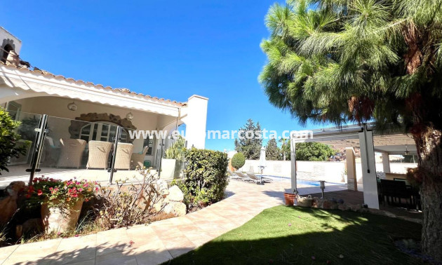 Objekte zum Wiederverkauf - Villa freitstehend - Torrevieja - TORREVIEJA