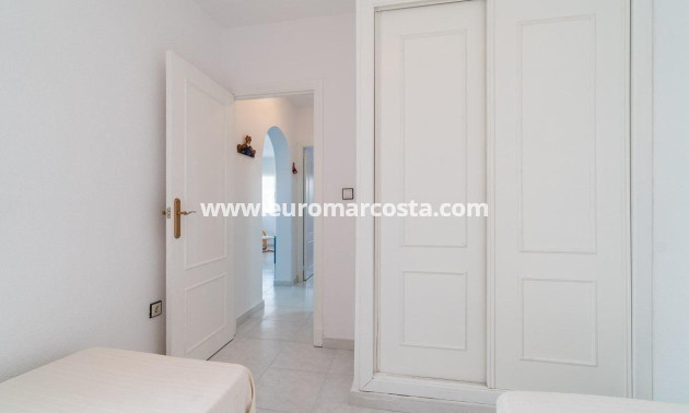 Venta - Bungalow - Orihuela Costa - Los Almendros-La Florida