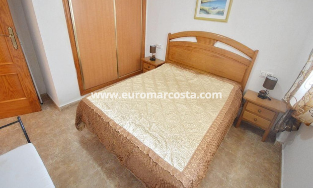 Objekte zum Wiederverkauf - Wohnung - Orihuela Costa