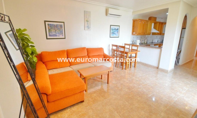 Objekte zum Wiederverkauf - Wohnung - Orihuela Costa