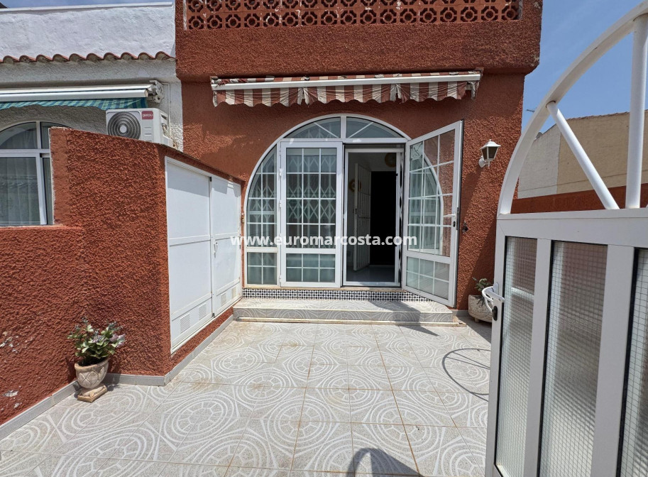 Venta - Villa - Torrevieja - TORREVIEJA