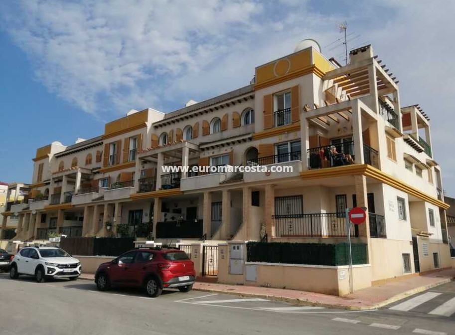 Sale - Townhouse - Daya Vieja