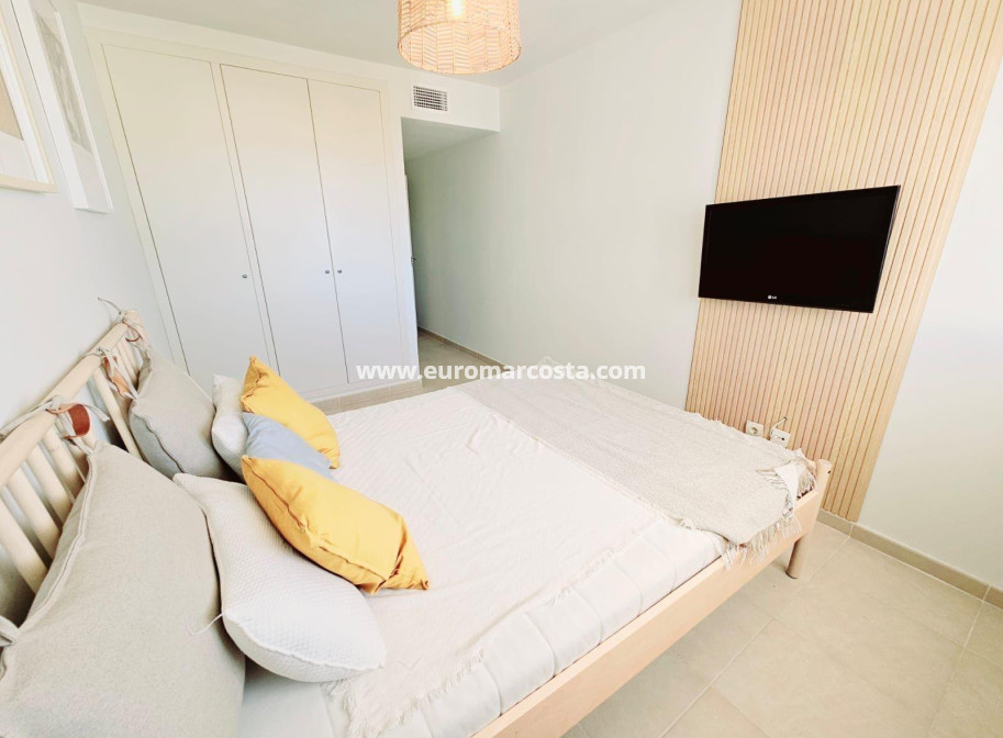 Sale - Apartment / flat - Torrevieja - TORREVIEJA