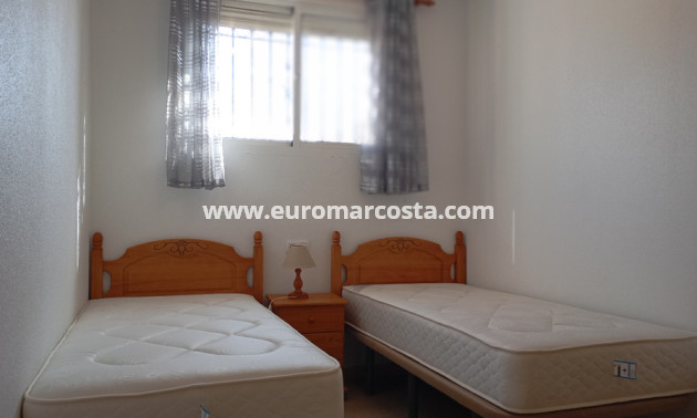 Sale - Townhouse - Daya Vieja