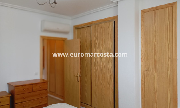 Sale - Townhouse - Daya Vieja